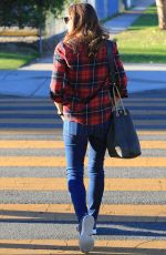 JENNIFER GARNER Out in Los Angeles 12/13/2017