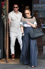 JENNIFER LOPEZ and Alex Rodriguez Out for Lunch at South Beverly Grill in Beverly Hills 12/29/2017