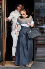 JENNIFER LOPEZ and Alex Rodriguez Out for Lunch at South Beverly Grill in Beverly Hills 12/29/2017