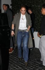 JENNIFER LOPEZ at Cecconi