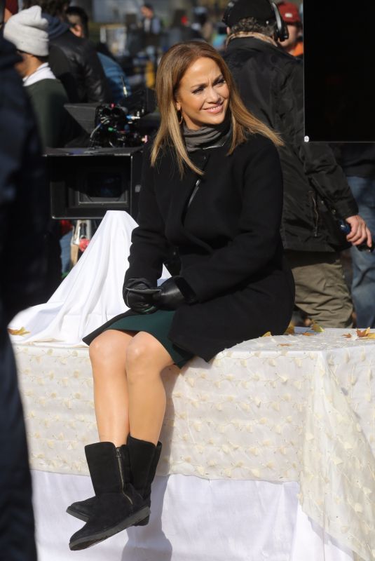 JENNIFER LOPEZ on the Set of Second Act in Central Park in New York 12/04/2017