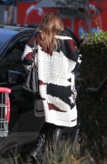 JESSICA ALBA and OLIVIA MUNN Out for Lunch in Beverly Hills 12/18/2017