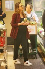 JESSICA ALBA Shopping for Grocery in Beverly Hills 12/11/2017