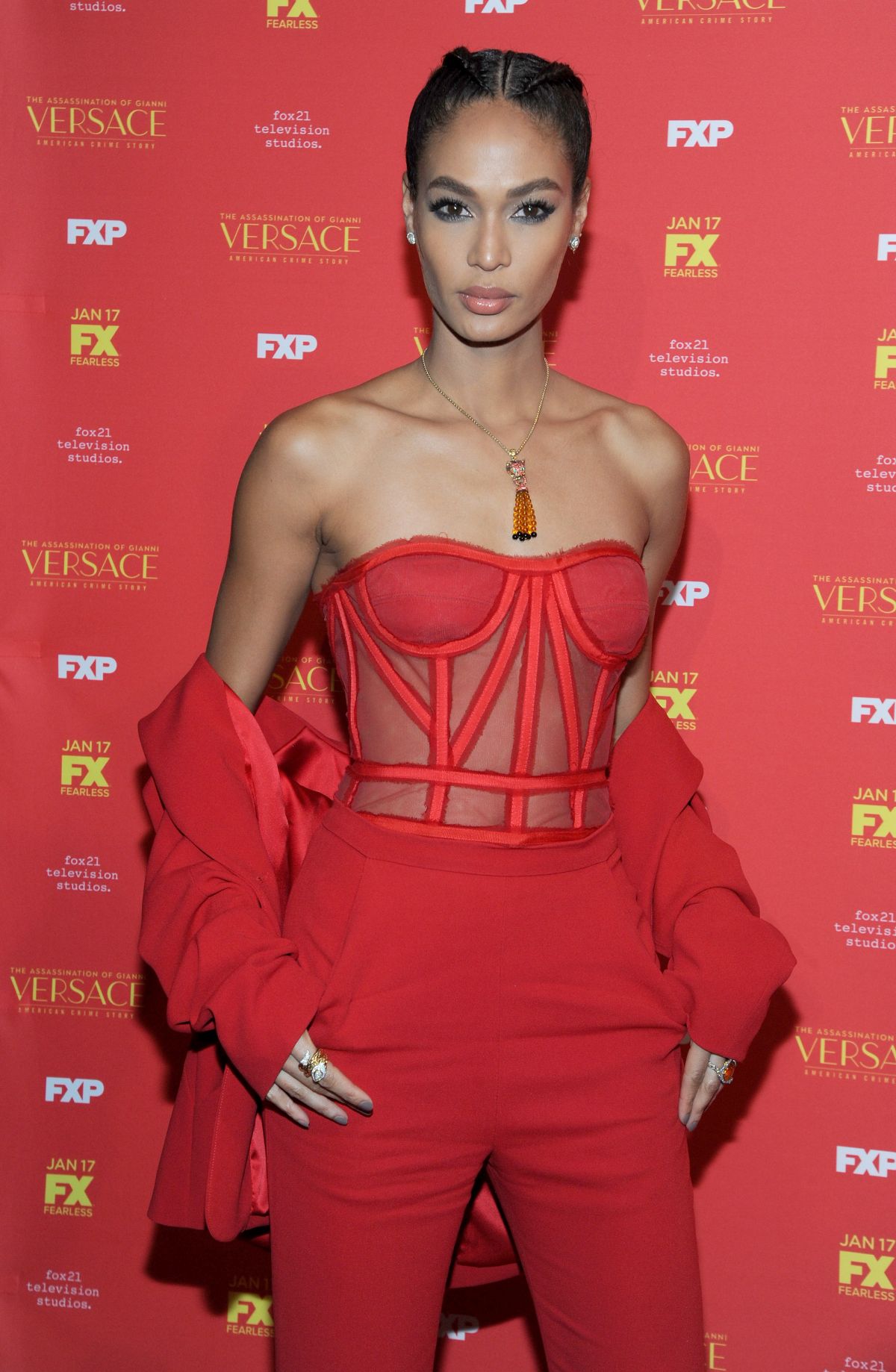 JOAN SMALLS at The Assassination of Gianni Versace: American Crime ...
