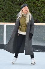 JOTGIE PORTER Ice Skating at This Morning Show at an Open Air Rink in London 12/12/2017