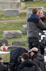 JULIA ROBERTS on the Set of Ben is Back in New York 12/19/2017