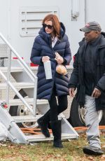 JULIA ROBERTS on the Set of Ben is Back in Westchester 12/18/2017