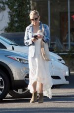 KATE HUDSON at Electric Lodge in Venice Beach 12/19/2017