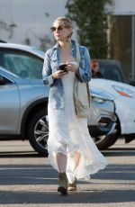 KATE HUDSON at Electric Lodge in Venice Beach 12/19/2017