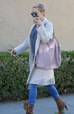 KATE HUDSON Out and About in Los Angeles 12/21/2017