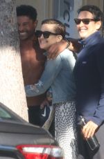 KATE HUDSON Out and About in Santa Monica 12/01/2017