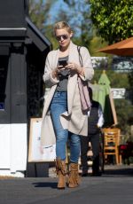 KATE HUDSON Out Shopping in Los Angeles 12/21/2017