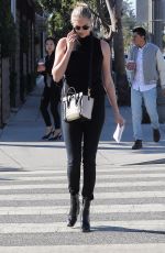 KATE UPTON Out and About in Santa Monica 12/08/2017