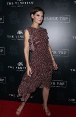 KATIE HOLMES at Black Tap Craft Burgers & Beer Grand Opening in Las Vegas 12/29/2017