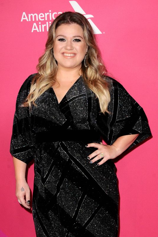 KELLY CLARKSON at 2017 Billboard Women in Music Awards in Los Angeles 11/30/2017