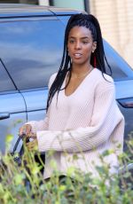 KELLY ROWLAND Shopping at Barney