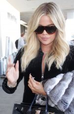 KHLOE KARDASHIAN at Los Angeles International Airport 12/29/2017