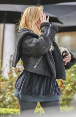 KHLOER KARDASHIAN Leaves Polacheck