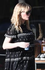 KIRSTEN DUNST at Alfred Coffee + Kitchen in Studio City 12/12/2017