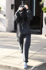KOURTNEY KARDASHIAN Arrives at an Office in Los Angeles 12/18/2017