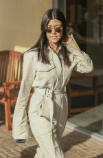 KOURTNEY KARDASHIAN Out and About in Calabasas 12/26/2017