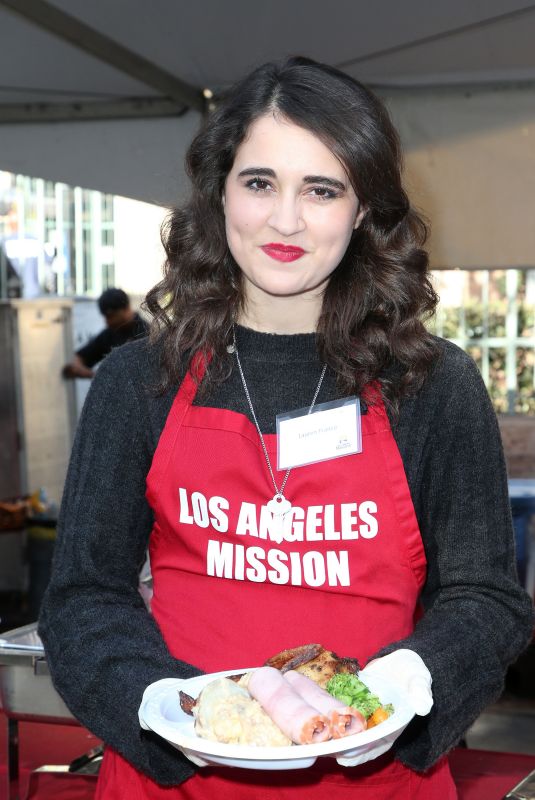 LAUREN FRANCO at LA Mission Serves Christmas to the Homeless in Los Angeles 12/22/2017