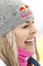 LINDSEY VONN  Wins Fis World Cup Super G in France 12/16/2017