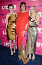 MARGOT ROBBIE at I, Tonya Premiere in Hollywood 12/05/2017