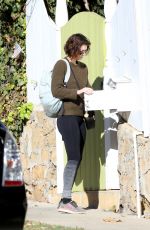 MARY ELIZABETH WINSTEAD Leaves Ewen McGregor
