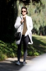 MARY ELIZABETH WINSTEAD Out for Breakfast in Los Angeles 12/21/2017
