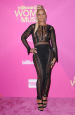 MARY J. BLIGE at 2017 Billboard Women in Music Awards in Los Angeles 11/30/2017