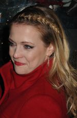 MELISSA JOAN HART Unveils Duracell Holiday Window in New York 12/14/2017