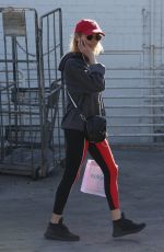 NATALIA DYER Shopping at Bristol Farms in Beverly Hills 12/07/2017