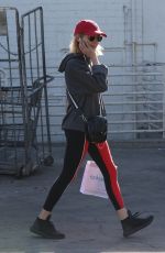 NATALIA DYER Shopping at Bristol Farms in Beverly Hills 12/07/2017