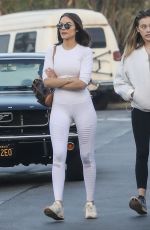 OLIVIA CULPO Shopping for Groceries at Whole Foods in Los Angeles 12/26/2017