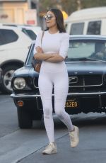 OLIVIA CULPO Shopping for Groceries at Whole Foods in Los Angeles 12/26/2017