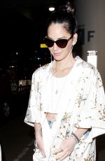 OLIVIA MUNN at Los Angeles International Airport 12/11/2017