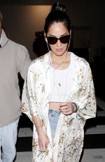 OLIVIA MUNN at Los Angeles International Airport 12/11/2017