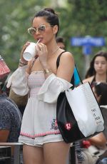 OLIVIA MUNN Out for Lunch in Miami 12/26/2017
