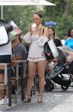OLIVIA MUNN Out for Lunch in Miami 12/26/2017