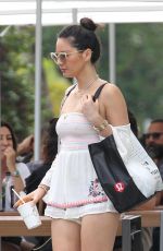 OLIVIA MUNN Out for Lunch in Miami 12/26/2017