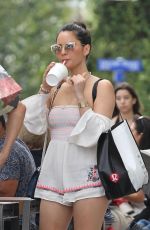 OLIVIA MUNN Out for Lunch in Miami 12/26/2017