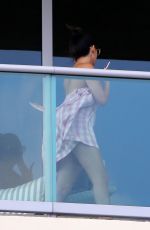 OLIVIA MUNN Out Relaxes in Miami 12/26/2017