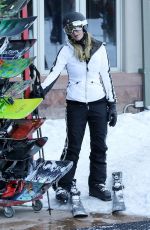 PARIS HILTON Out Skiing in Aspen 12/28/2017
