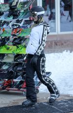 PARIS HILTON Out Skiing in Aspen 12/28/2017