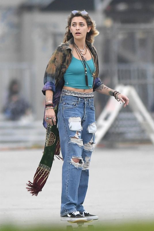 PARIS JACKSON Out Skateboarding at Venice Beach Boardwalk 12/30/2017