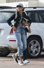 PAULA PATTON Shopping at Malibu Country Mart 12/20/2017