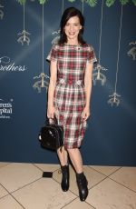 PERREY REEVES at Brooks Brothers Holiday Celebration with St Jude Children’s Research Hospital in Beverly Hills 12/02/2017