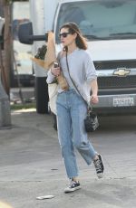 PHOEBE TONKIN Shopping at Farmers Market in Los Angeles 12/10/2017