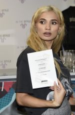 PIA MIA PEREZ at The In The Style HQ in Manchester 12/08/2017